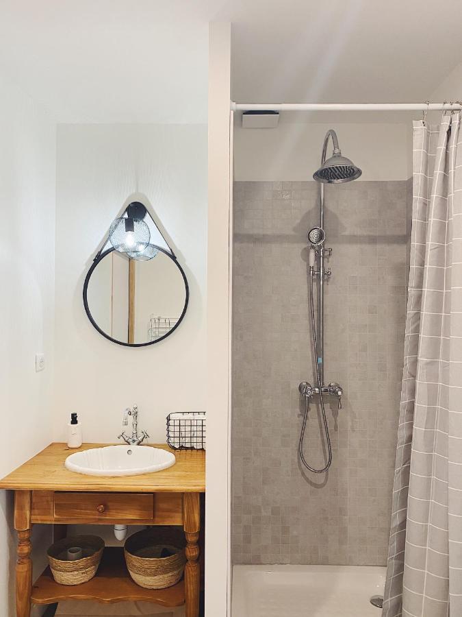 L'Anne Xe, Studio Independant Valeuil エクステリア 写真